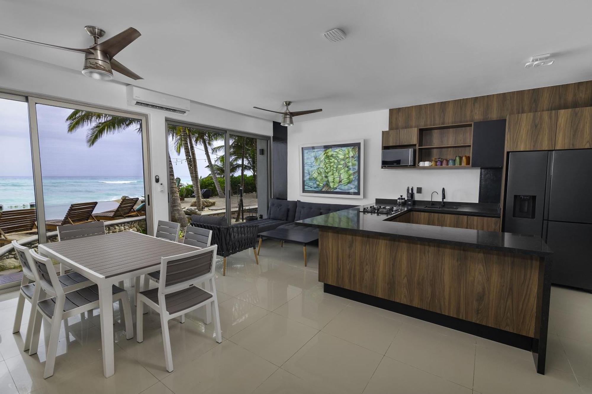 Angelina 28 Beachfront And Family Apartments - Modern And Relaxing Long Stays - 20 Min From Cancun Airport 莫雷洛斯港 外观 照片