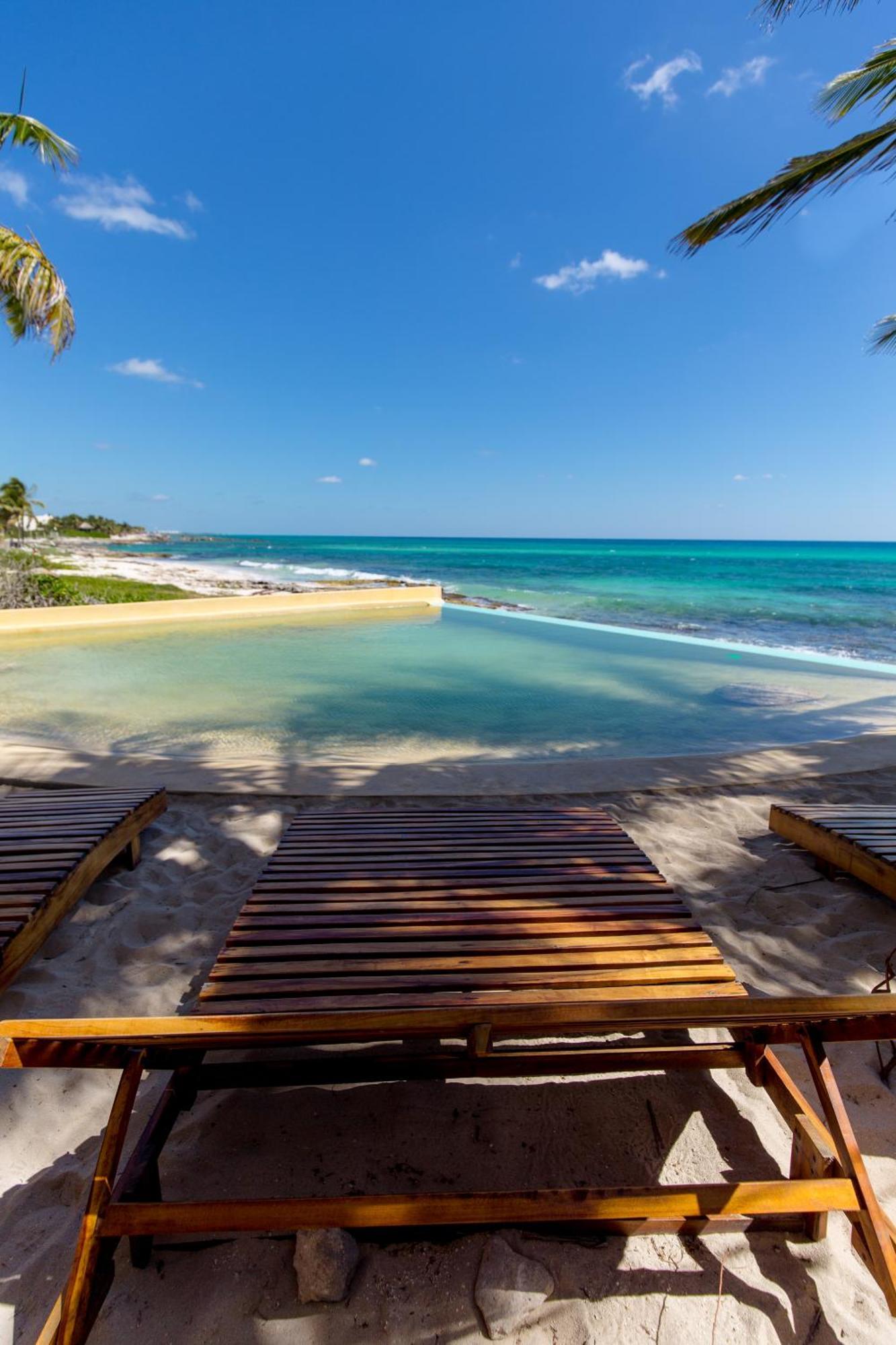 Angelina 28 Beachfront And Family Apartments - Modern And Relaxing Long Stays - 20 Min From Cancun Airport 莫雷洛斯港 外观 照片
