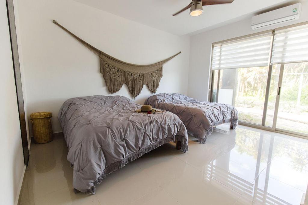 Angelina 28 Beachfront And Family Apartments - Modern And Relaxing Long Stays - 20 Min From Cancun Airport 莫雷洛斯港 外观 照片